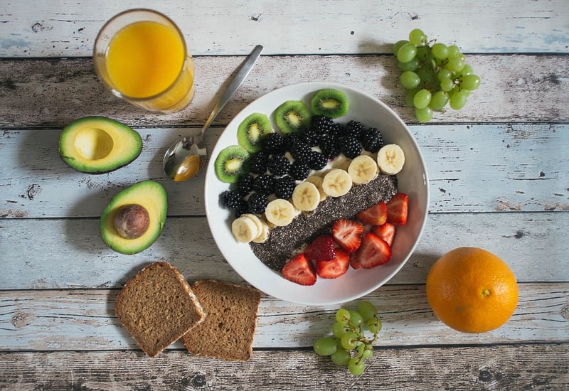 Healthy bowl of fruits and vegetables